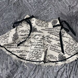 Preppy Women's Mini Skirt - Black and White